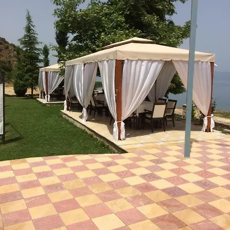 Lake Park Restaurant Otel *