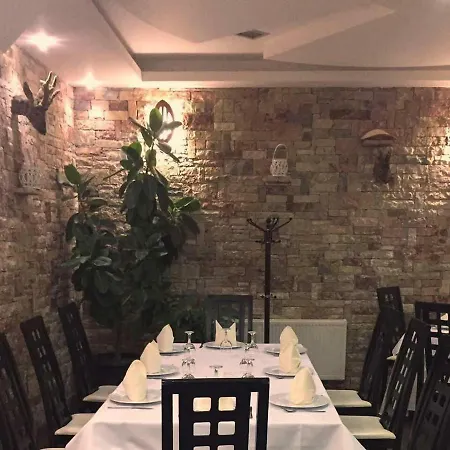 Lake Park Restaurant