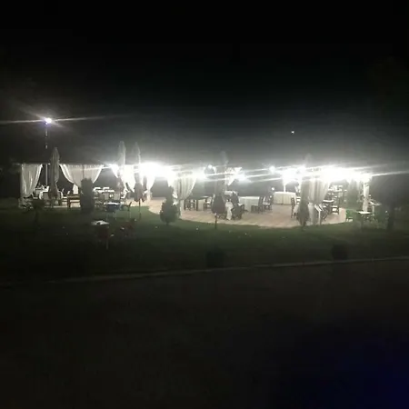 Lake Park Restaurant *